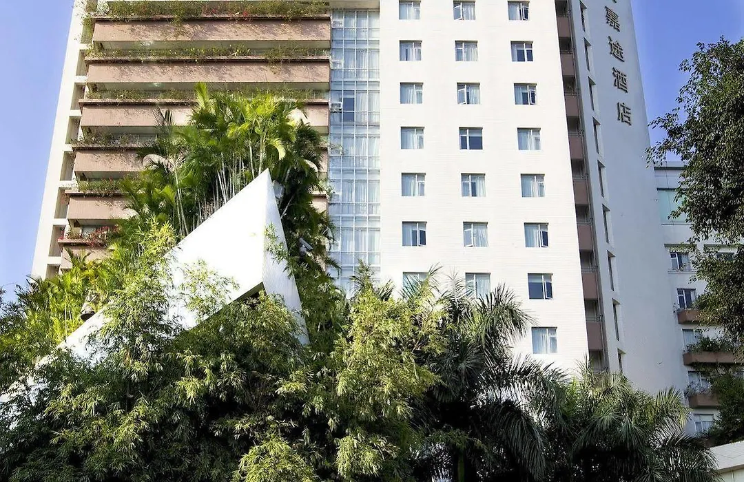 Seaview Gleetour Hotel 4*